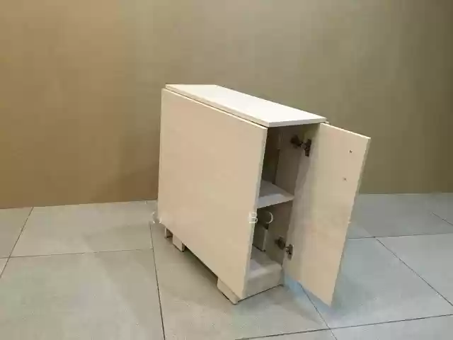 Стіл-книжка з дверима 80х27